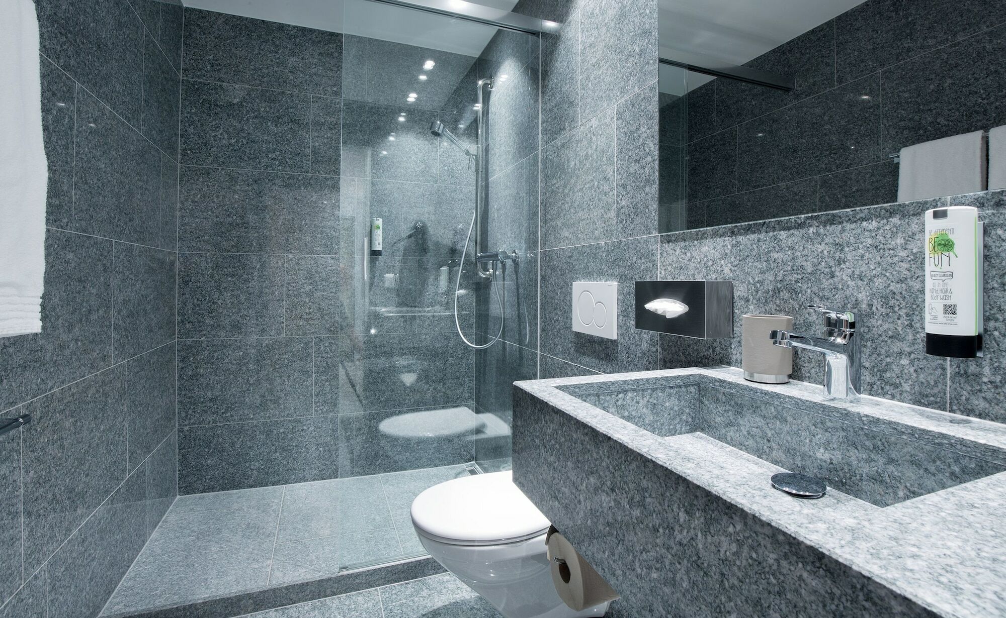 Hotel Vaduzerhof By B-Smart Extérieur photo